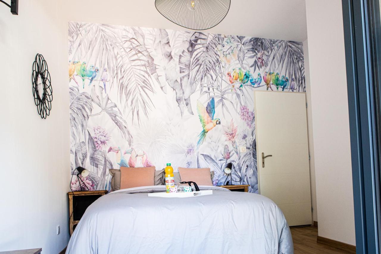 Chambre Tropicale Privee Au Coeur D'Un Village Calme Et Proche Du Vignoble Vinzelles Eksteriør bilde